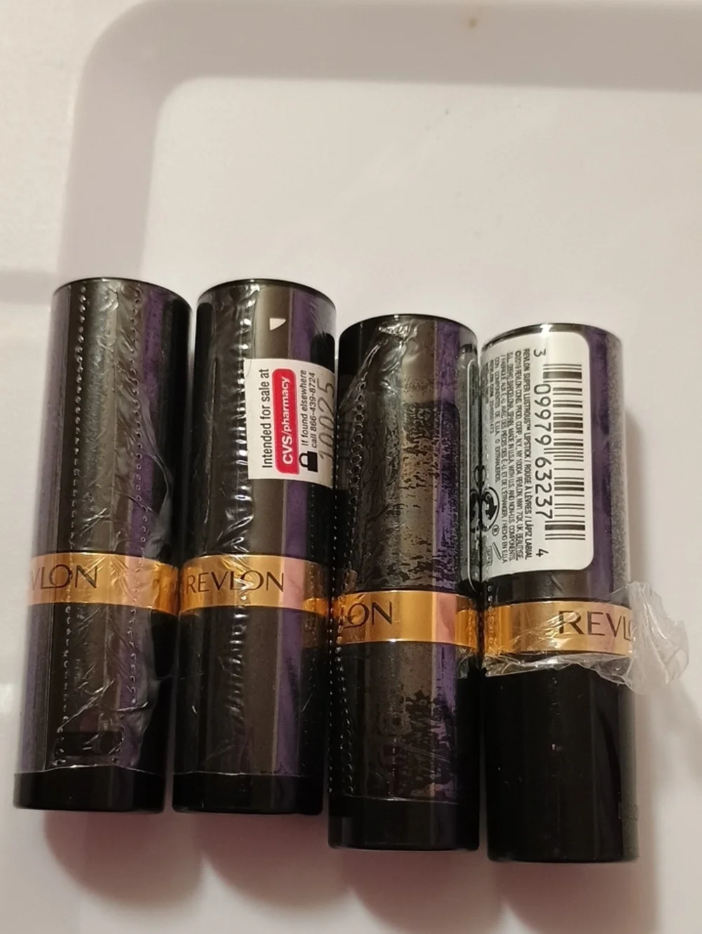 4 x Revlon Lipstick, Super Lustrous, Creamy Formula 473 Mauvy Night